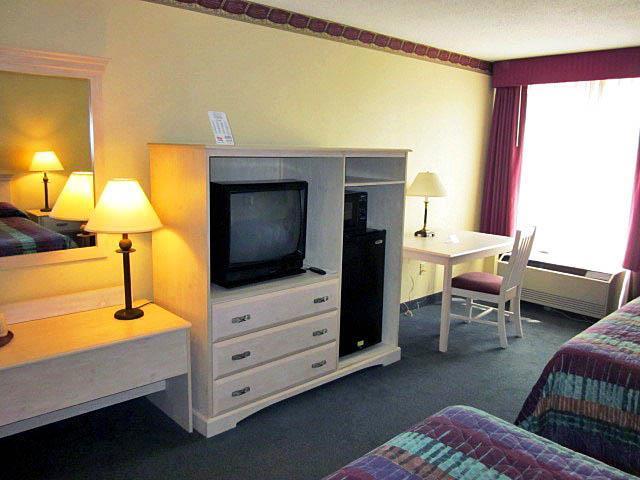 Motel 6-Richmond, In Ruang foto