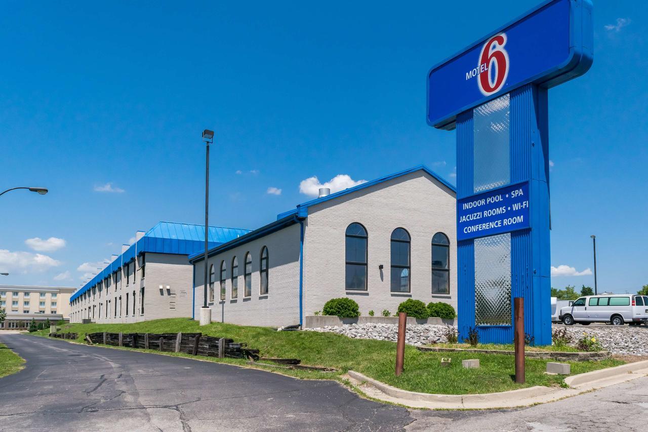 Motel 6-Richmond, In Bagian luar foto